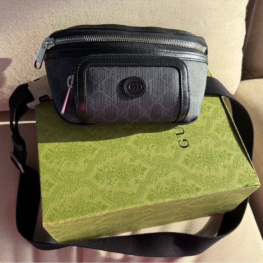 GUCCI GG Supreme Belt Bag - Pristine